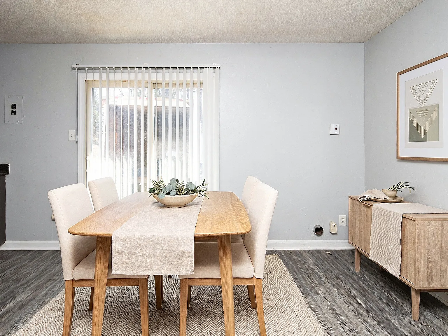 2 bed, 1.5 bath, 950 sqft, $1,250 — Photo 3