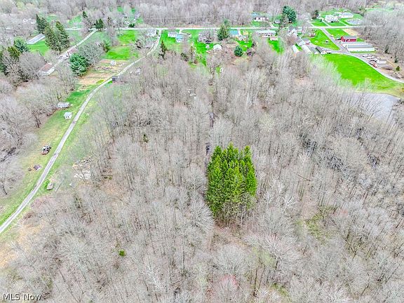 4th image of 2242 Dock Rd
