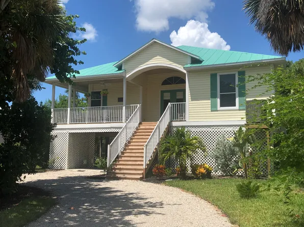 679 Donax St, Sanibel, FL 33957
