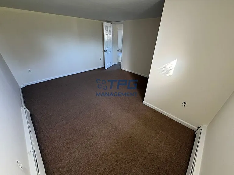 110 Buckelew Ave #7 — Photo 5