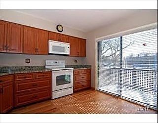 4th image of 3128 Pheasant Creek Dr