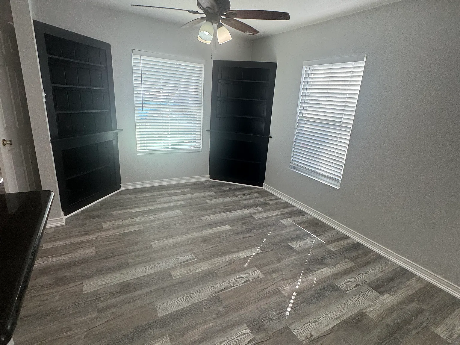 3 bed, 1400 sqft, $2,000 — Photo 4