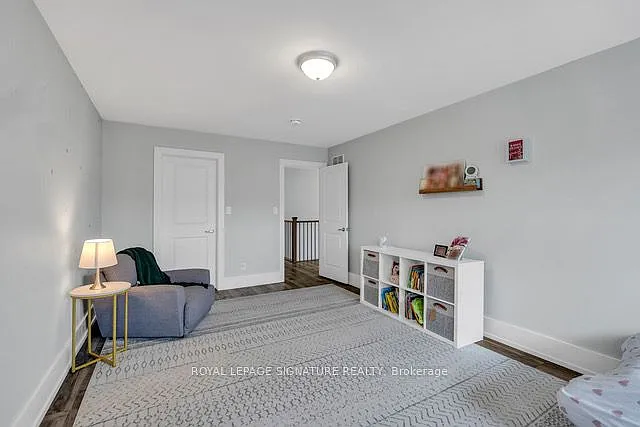 13 Damude Ave — Photo 36