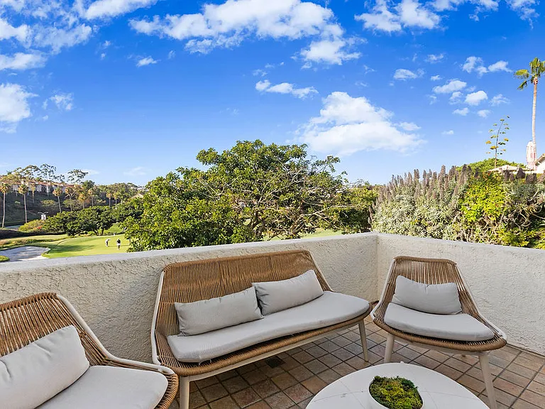 33 Wimbledon Ct — Photo 6