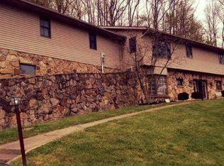 3183 Canary Rd SE, Dennison, OH 44621