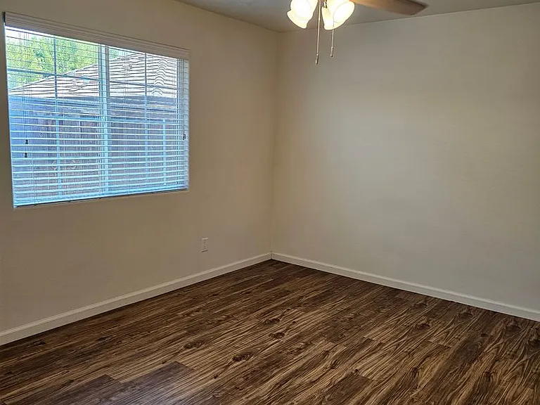 2335-2345 N Vickie Ct — Photo 5