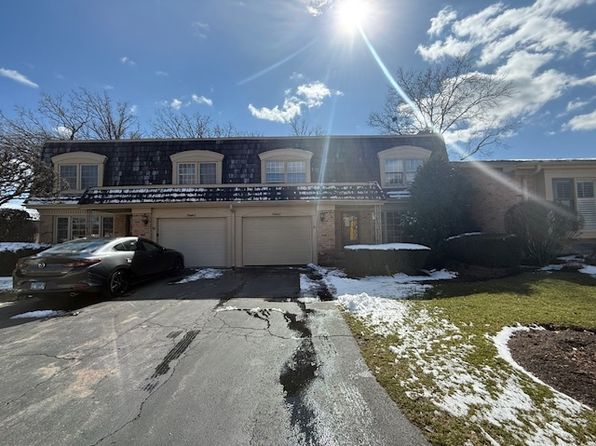 19W147 Avenue Royal, Oak Brook, IL 60523