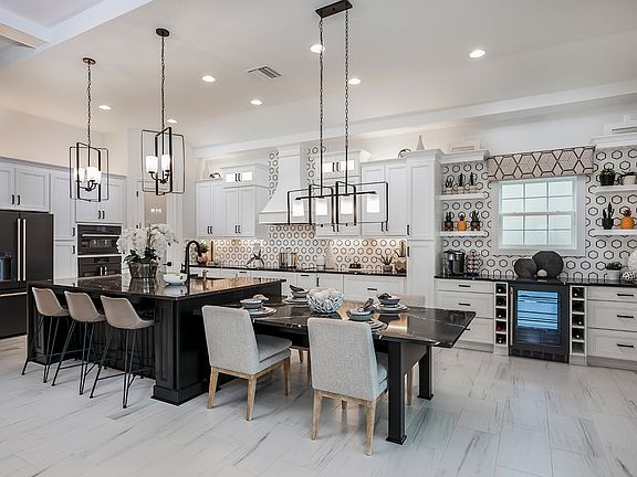 Gourmet Kitchen - Biscayne II at Mirada