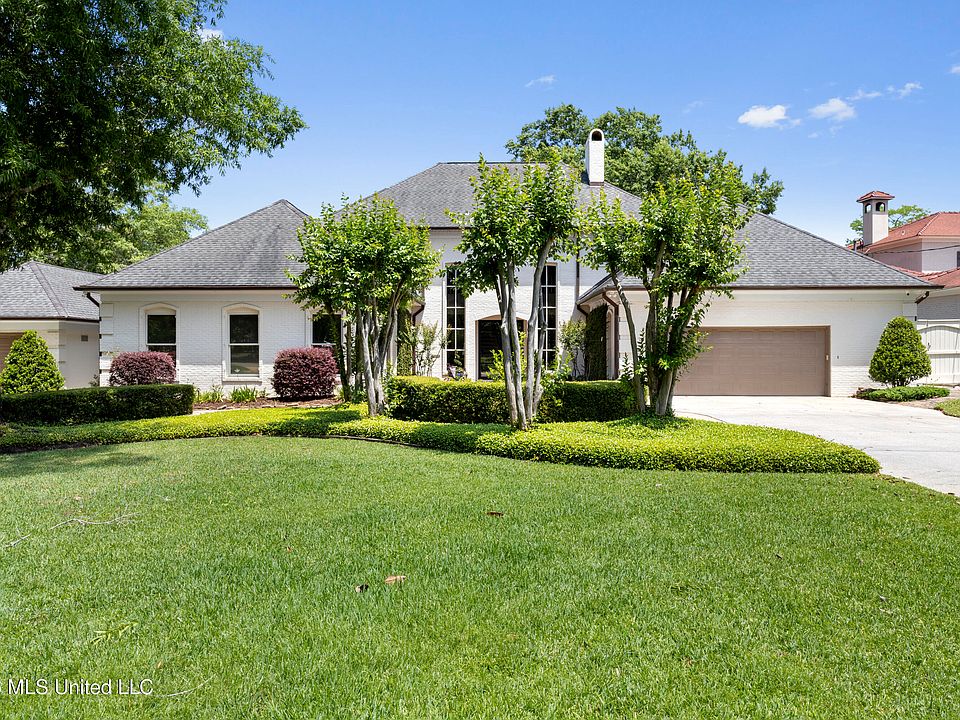 1st image of 112 Bayou Cir