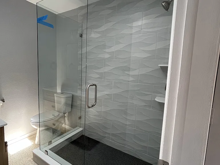 1128 W Lotus Dr — Photo 2