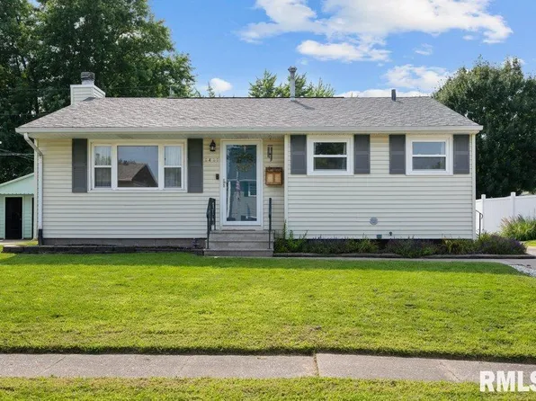 3431 3rd St #A, East Moline, IL 61244