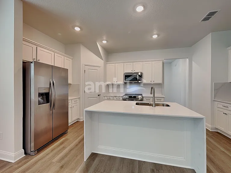 16385 Aubergine Alley — Photo 3