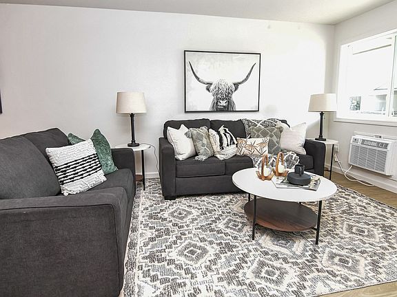 5th image of 471 W Bell Ave #1509