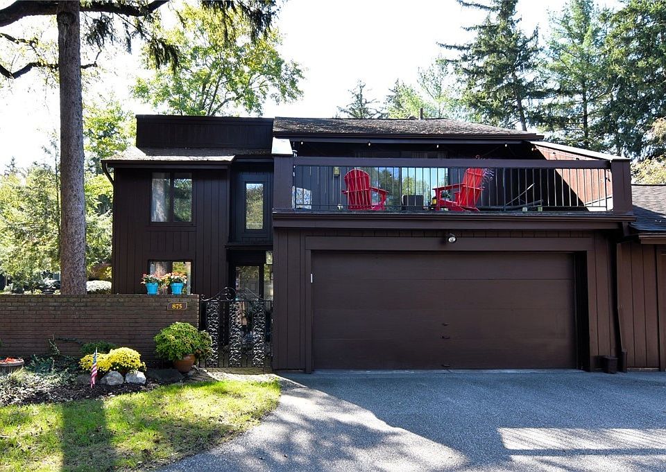 1st image of 875 Spicers Ln