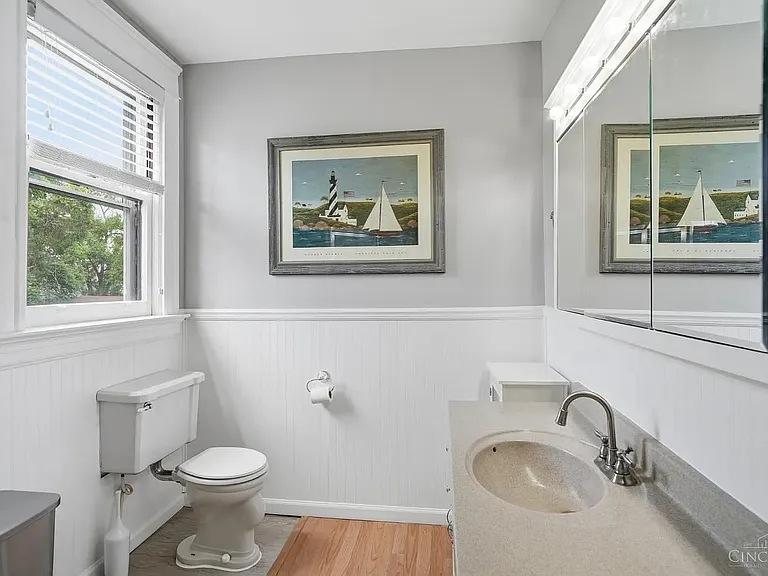 3647 Paxton Ave — Photo 12