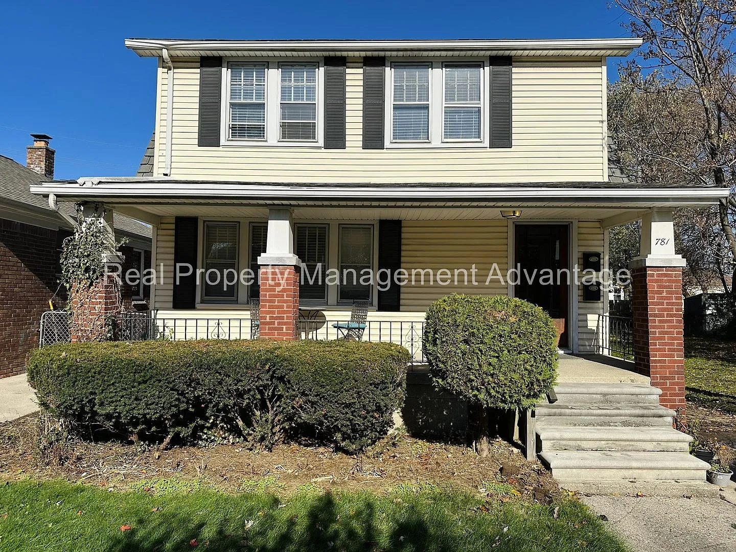 781 Camden — Photo 1