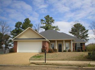 408 Bedford Pl, Brandon, MS 39047