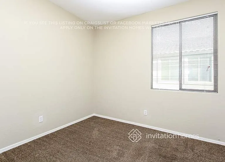 6826 S 30th Ln — Photo 13