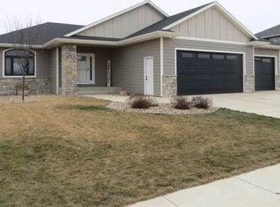 917 S 5th Ave, Brandon, SD 57005