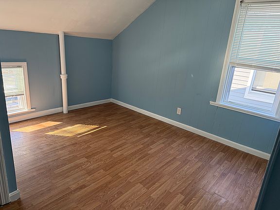 5th image of 688 East Ave #2