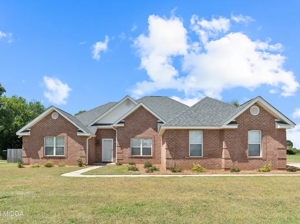 302 Southland Trl, Byron, GA 31008