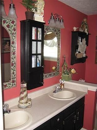 5th image of 923 Brookridge Pl