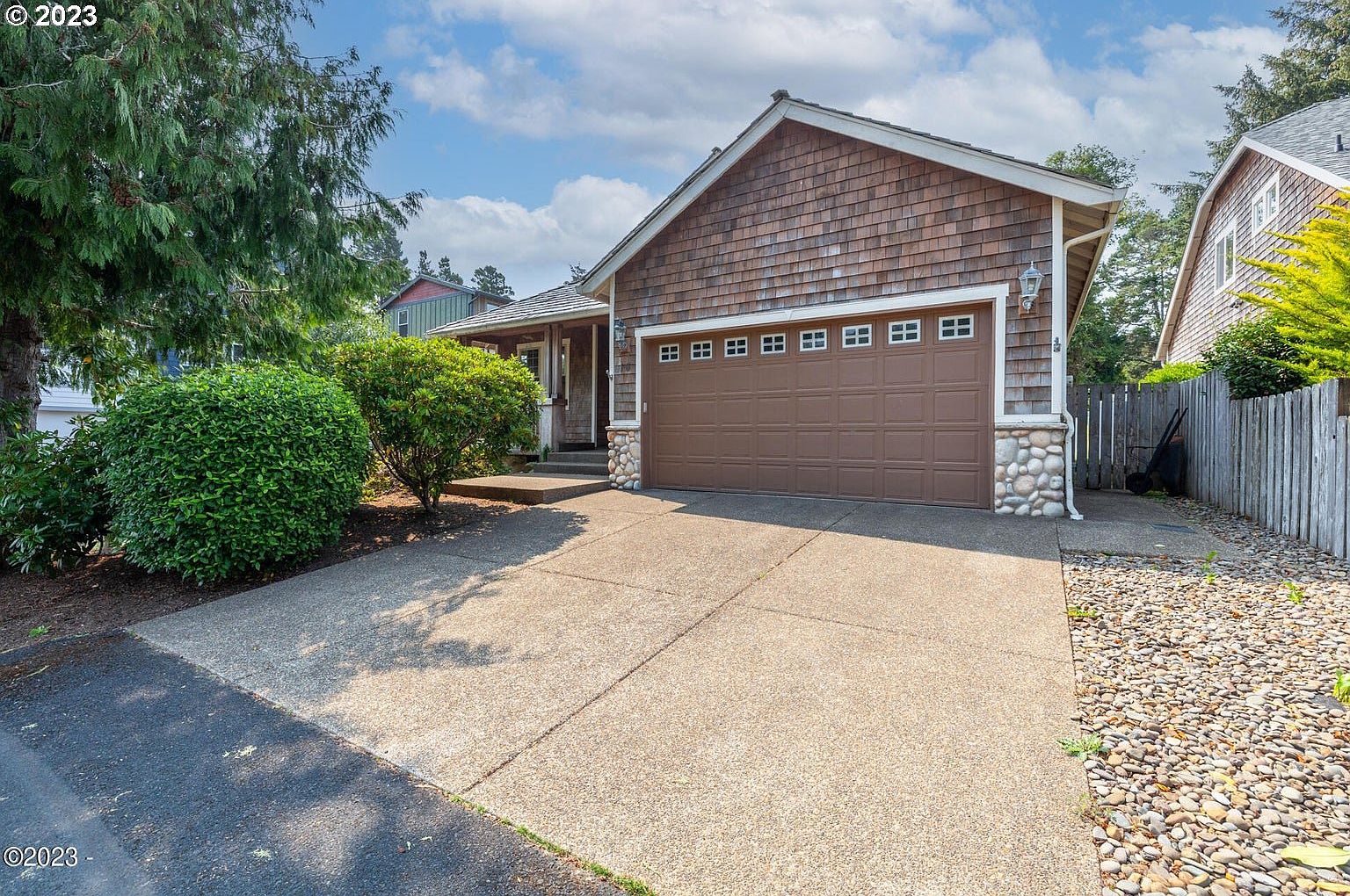 16 Johnson St, Depoe Bay, OR 97341 MLS 23361055 Zillow