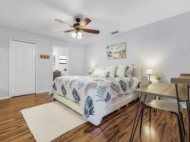 2541 SW 38th Ter — Photo 22