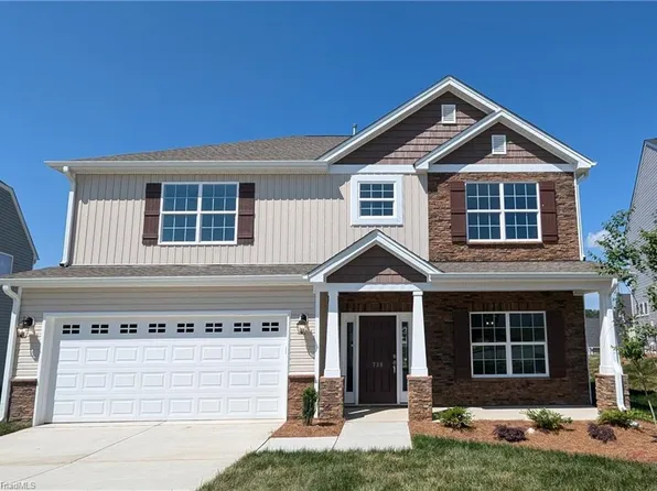 738 Palomino Mustang Dr #690, Whitsett, NC 27377
