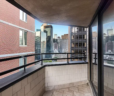 Sold by Compass | media 5