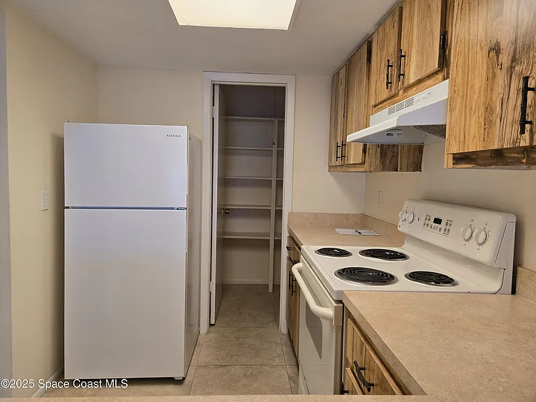 505 Landings Way #10 — Photo 10