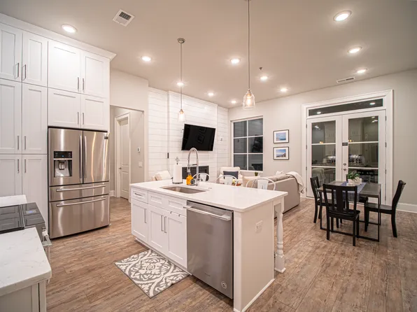 160 Fowler St Unit 304, Woodstock, GA 30188