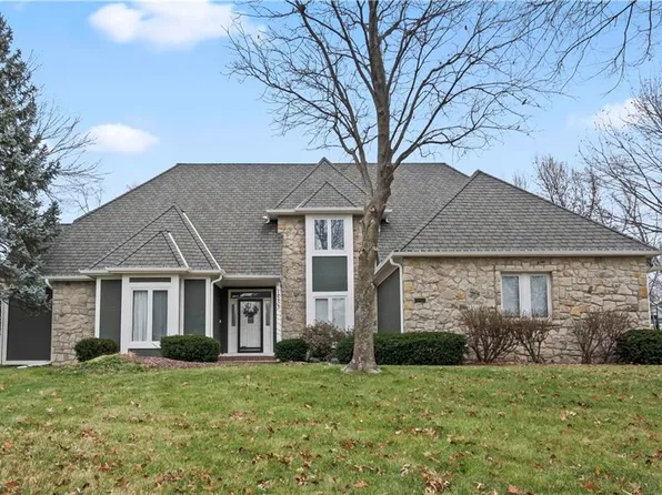 12503 Nieman Rd, Overland Park, KS 66213