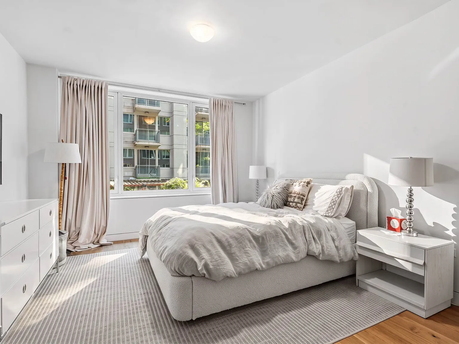 151 West 20th Street — Photo 3