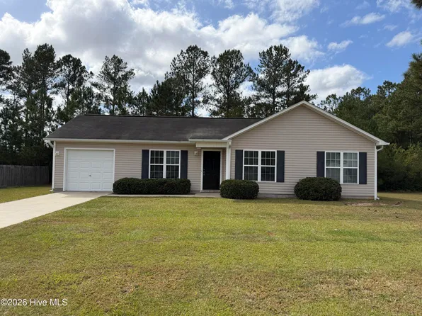 180 Ashbury Park Lane, Richlands, NC 28574