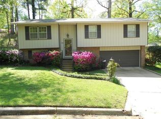 706 20th Ave N, Columbus, MS 39701