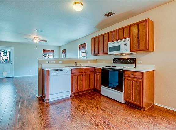 5th image of 6948 Meadow Way Ln