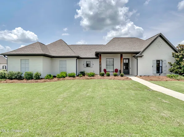 129 Camden Point, Madison, MS 39110