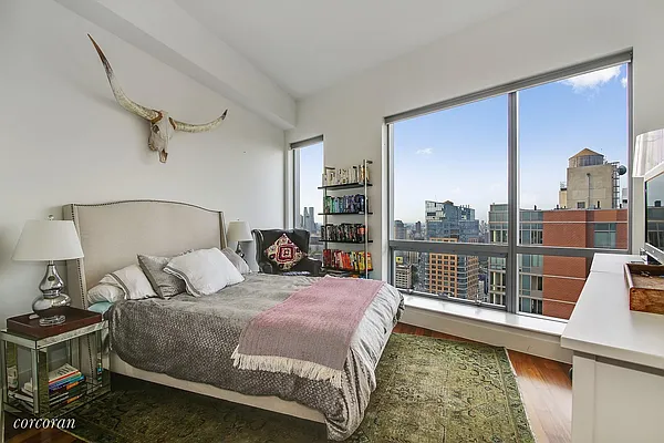 Sold by Corcoran | media 7
