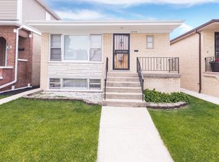 3734 N Oriole Ave, Chicago, IL