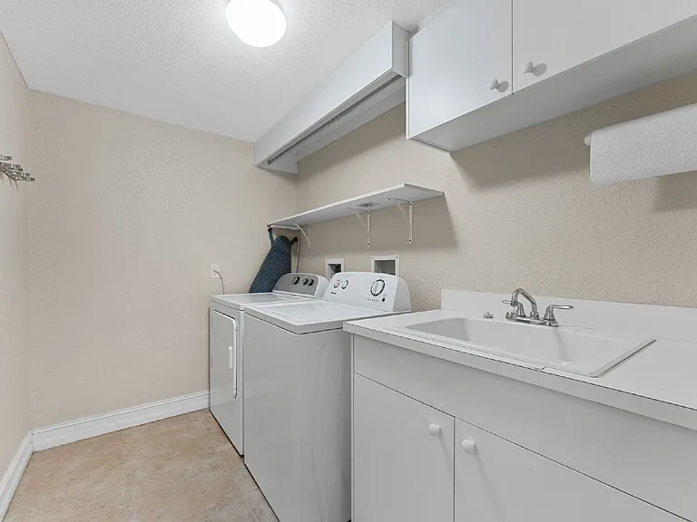 480 Sail Ln #204 — Photo 12