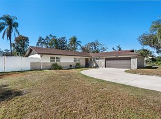 7124 Wrenwood Cir, Tampa, FL 33617