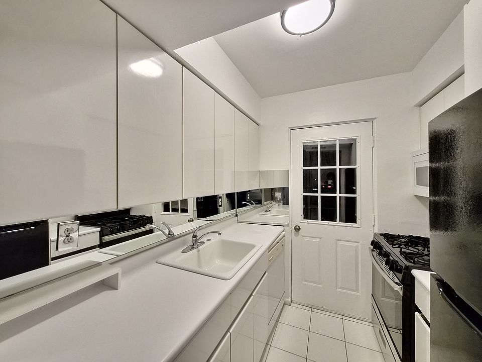 1st image of 2801 E 26th St APT 3D