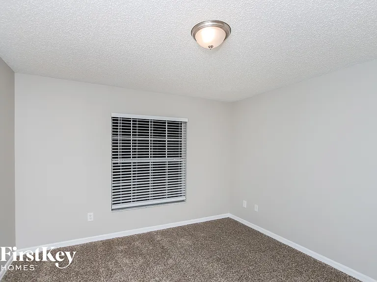 1448 Wacker Ave SE — Photo 11