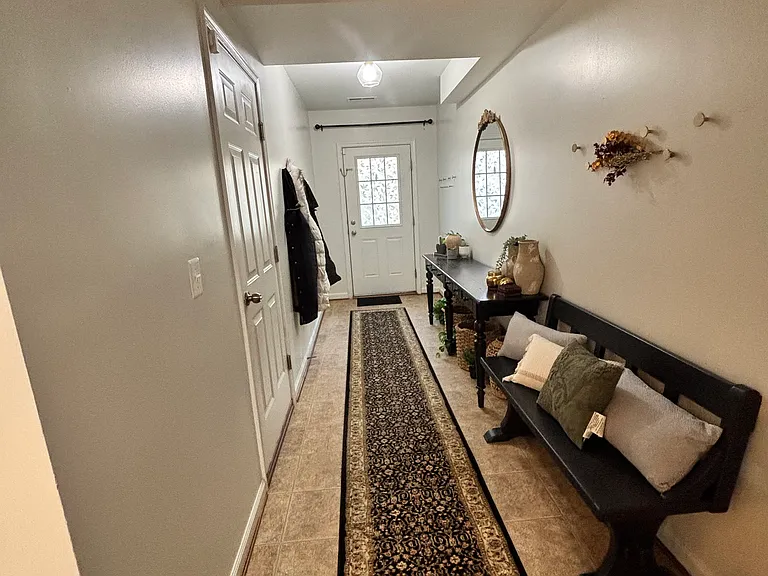 104 Notions Ct — Photo 5