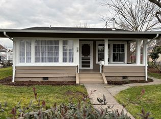 803 6th Ave SW, Puyallup, WA 98371