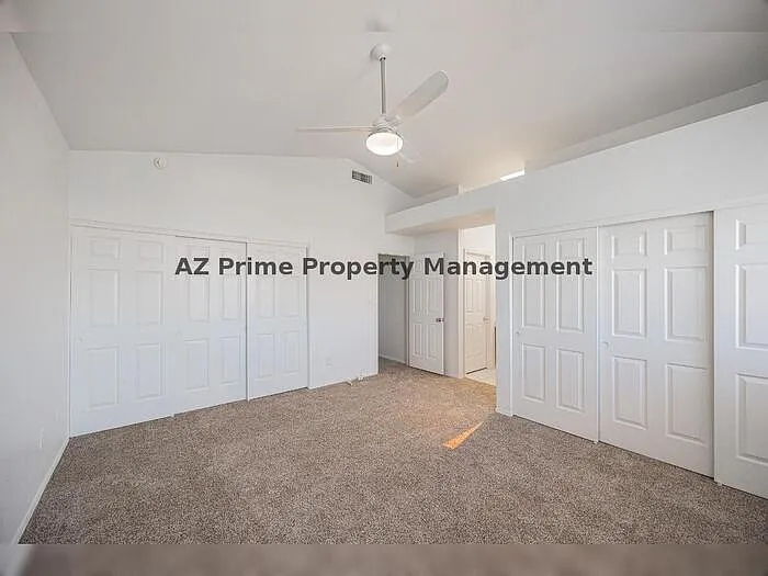 489 W Carmen St — Photo 16