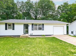 106 Yates Rd, Marquette Heights, IL 61554