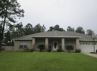 6977 Snug Waters Rd, Navarre, FL 32566