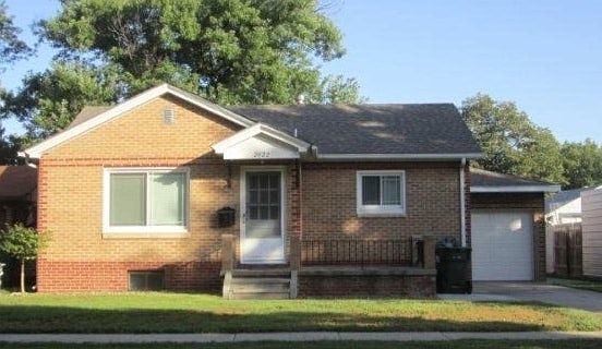 1st image of 2622 W Division St